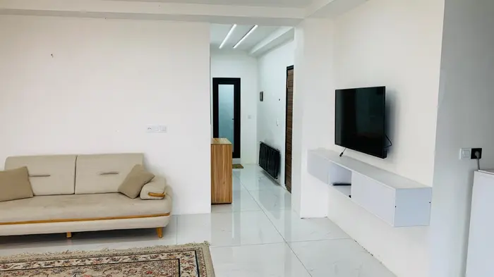 آپارتمان نوریس - واحد آبی