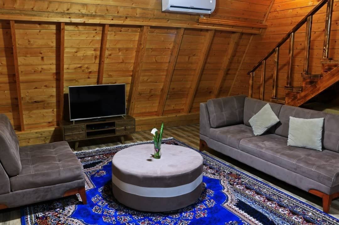کلبه یک خوابه  سوئیسی استخردار شهرک هیرکان