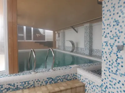 ویلا سه خوابه استخردار آبگرم مانلی