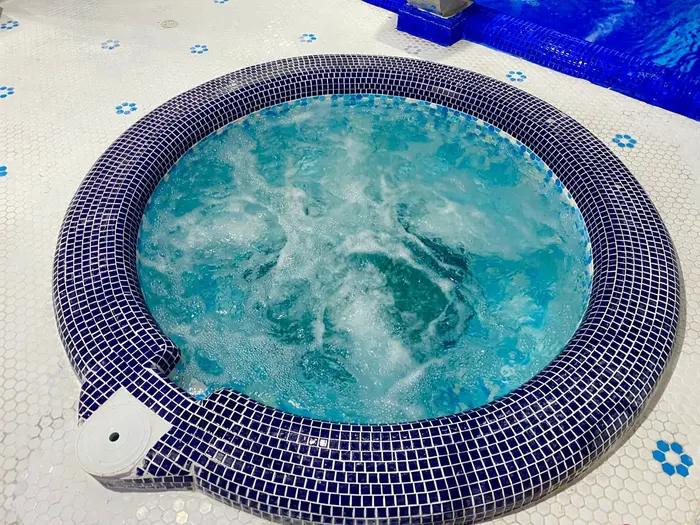 ویلا سه خوابه دوبلکس استخردار آبگرم آبی