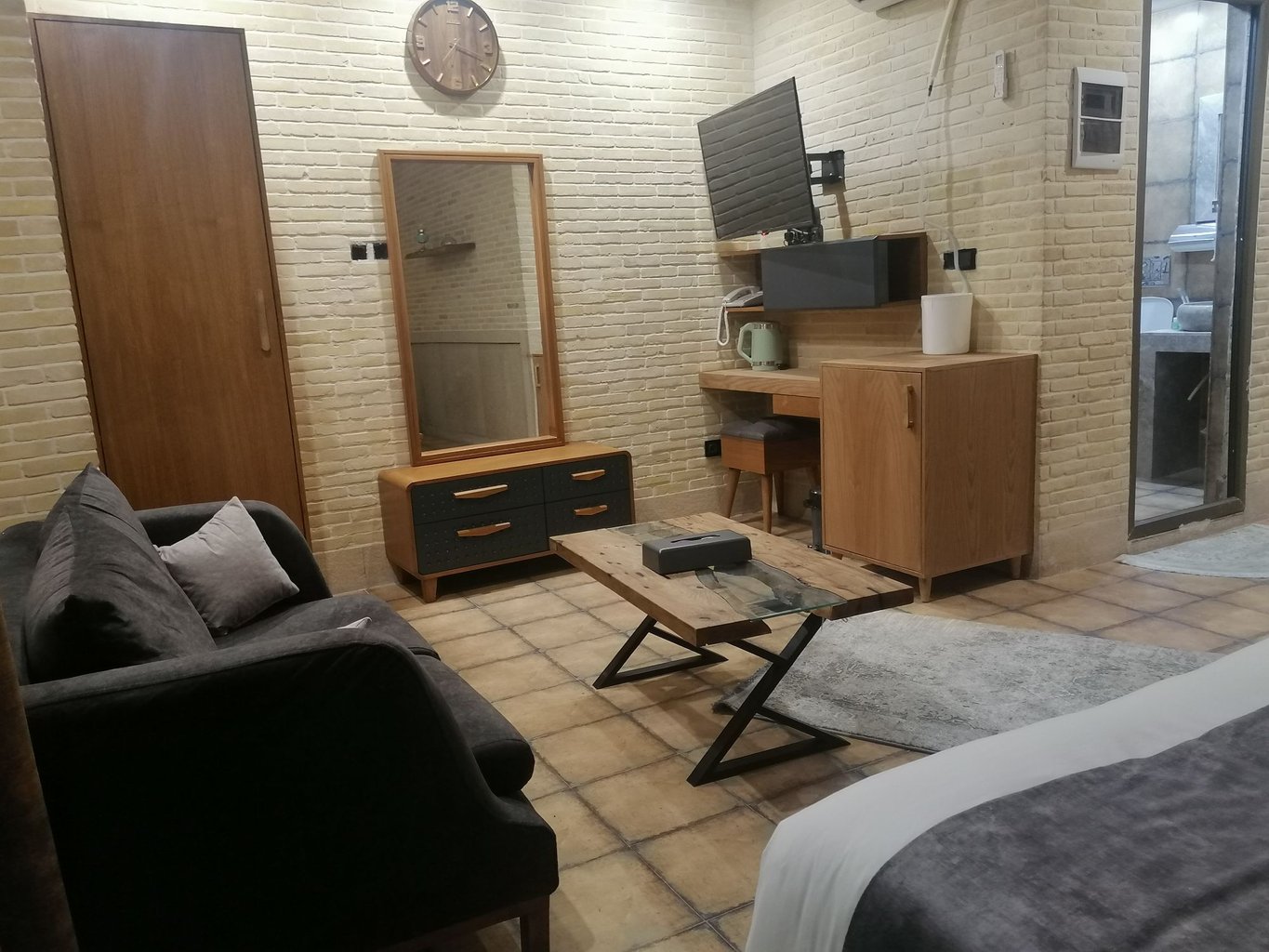 اقامتگاه سنتی هفت دری - واحد تاج دخت 204