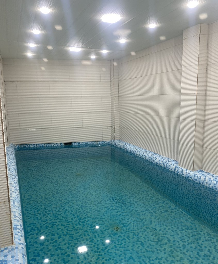 ویلا دوخوابه دوبلکس استخردار آبگرم قصر نور