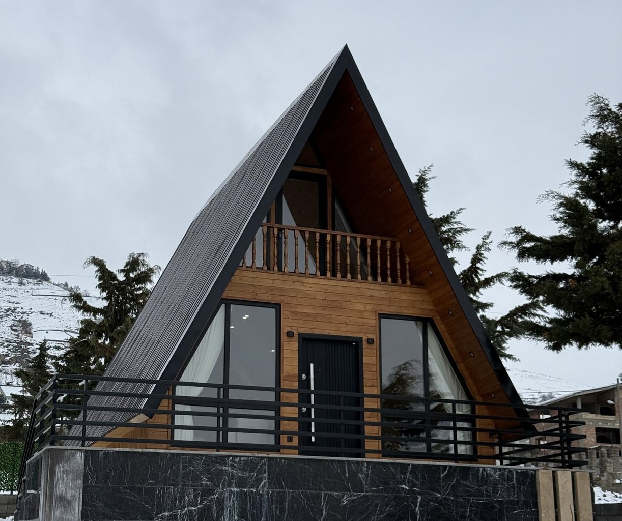 کلبه یک خوابه سوئیسی چِنار