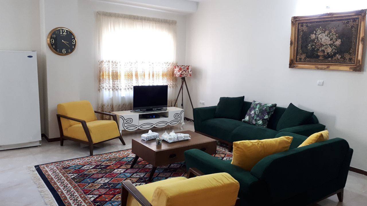 آپارتمان دوخوابه نیسی ۳