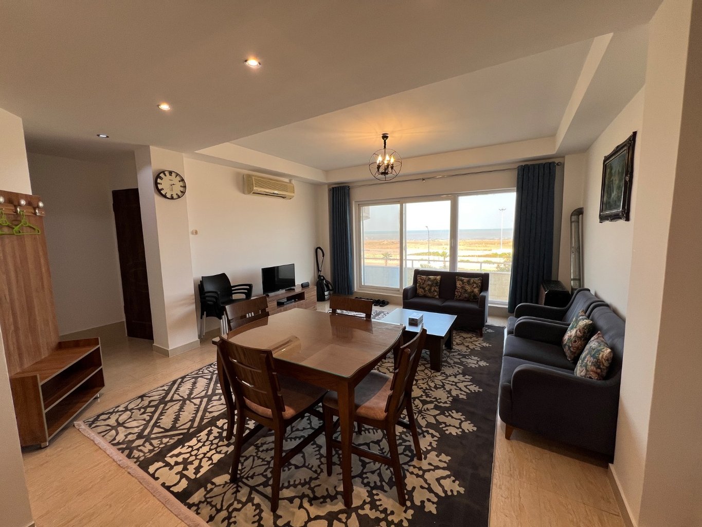 آپارتمان تورانداز واحد 202