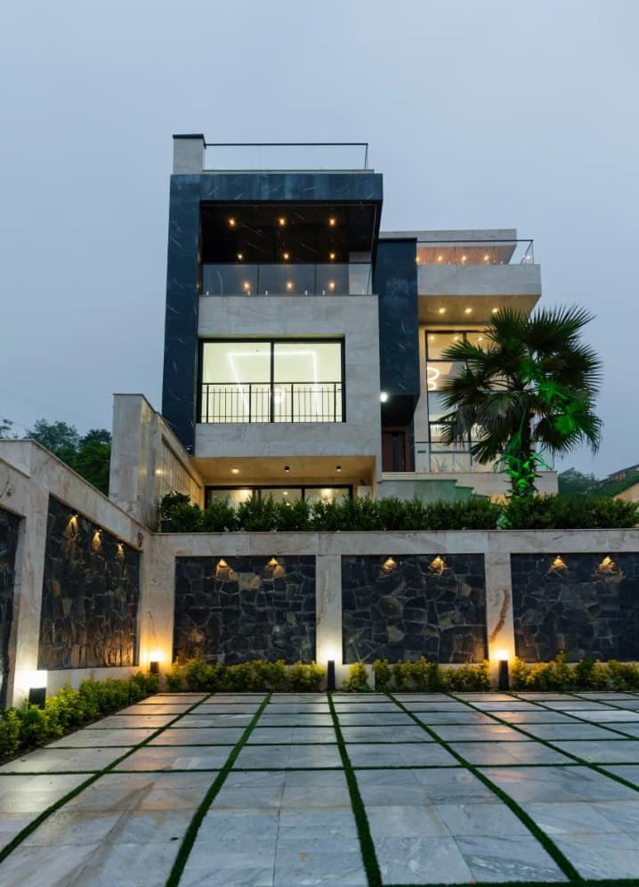 ویلا سه خوابه تریبلکس استخردار آبگرم دلاریس