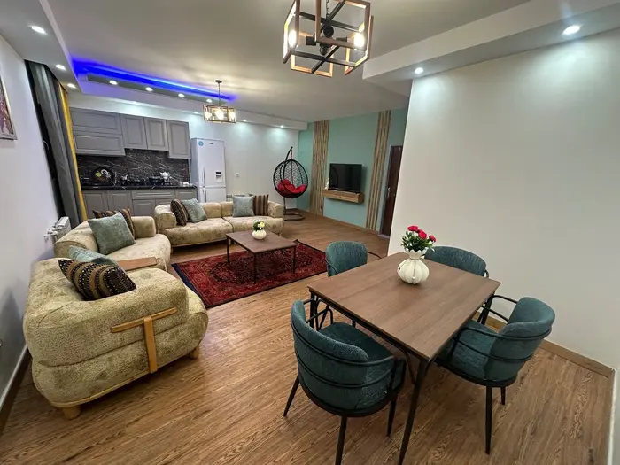 آپارتمان دوخوابه بام زعفرانیه واحد 8