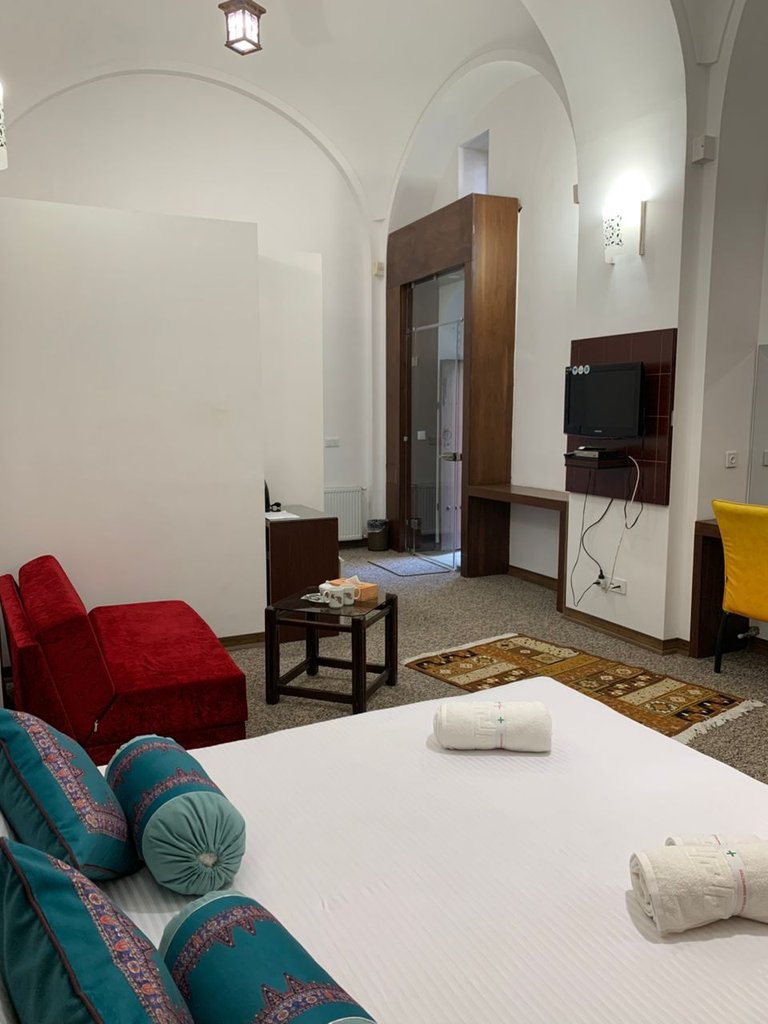 اقامتگاه سنتی قهرمانی - واحد  102