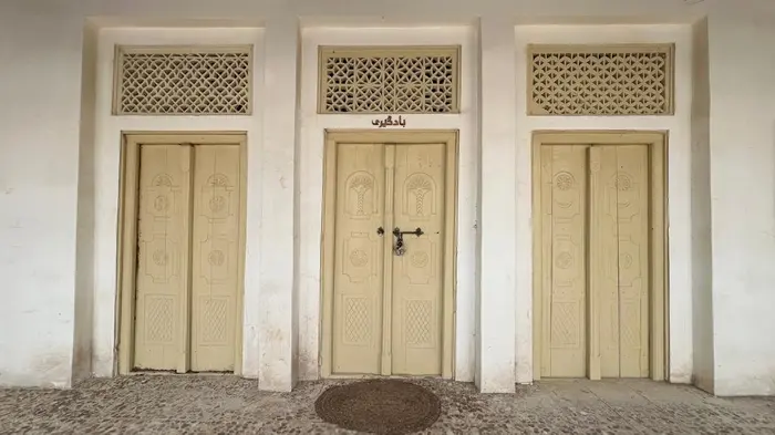 بوم گردی ماتی واحد بادگیری وی آی پی