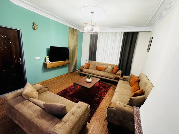 آپارتمان دوخوابه بام زعفرانیه واحد 9