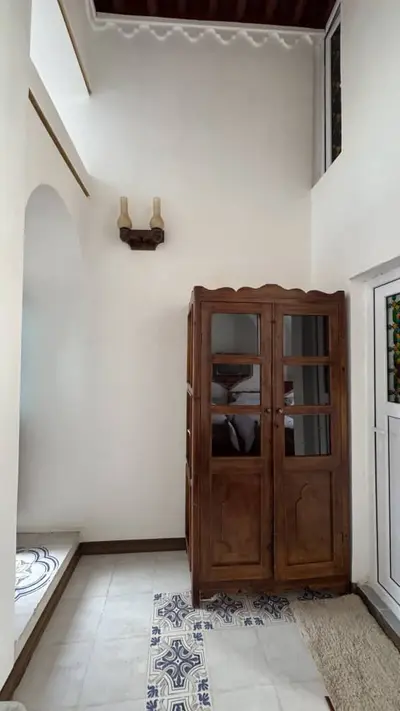 اقامتگاه سنتی سرهنگ - واحد سه تخته سکنچه