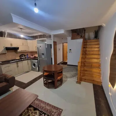 آپارتمان دوخوابه اميدي ٣