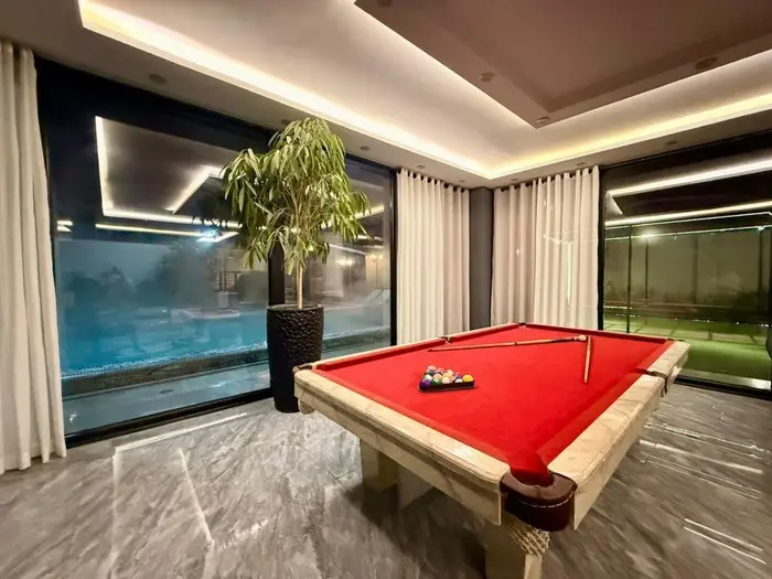 ویلا سه خوابه استخردار آبگرم عمارت هاکان