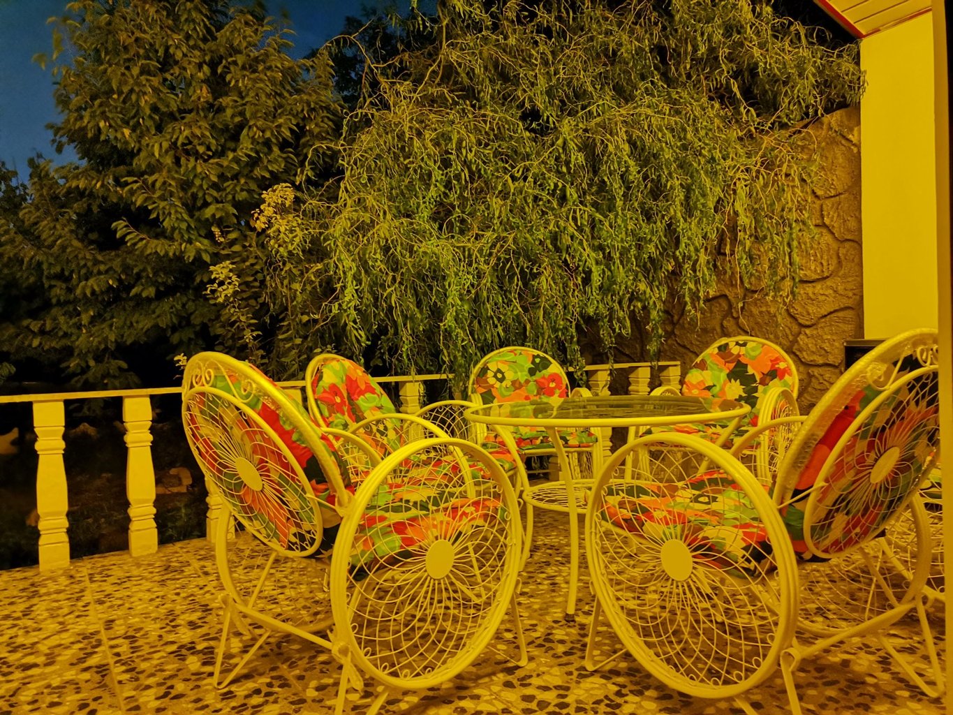 یک خوابه استخردار مهرچین