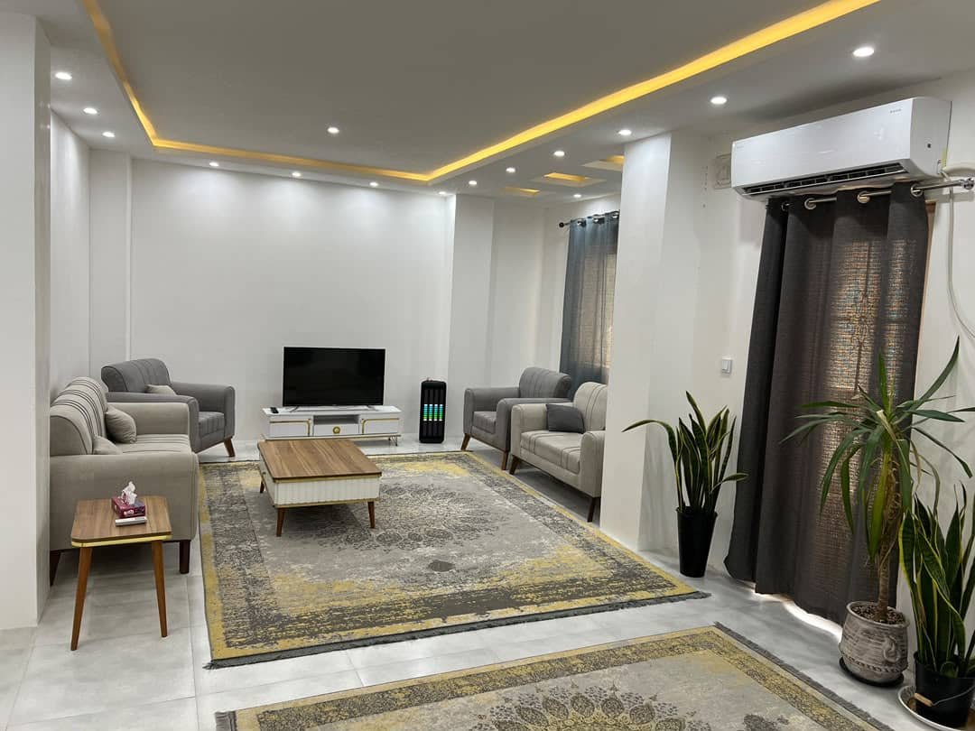آپارتمان دوخوابه ساحلی ریشهر 2