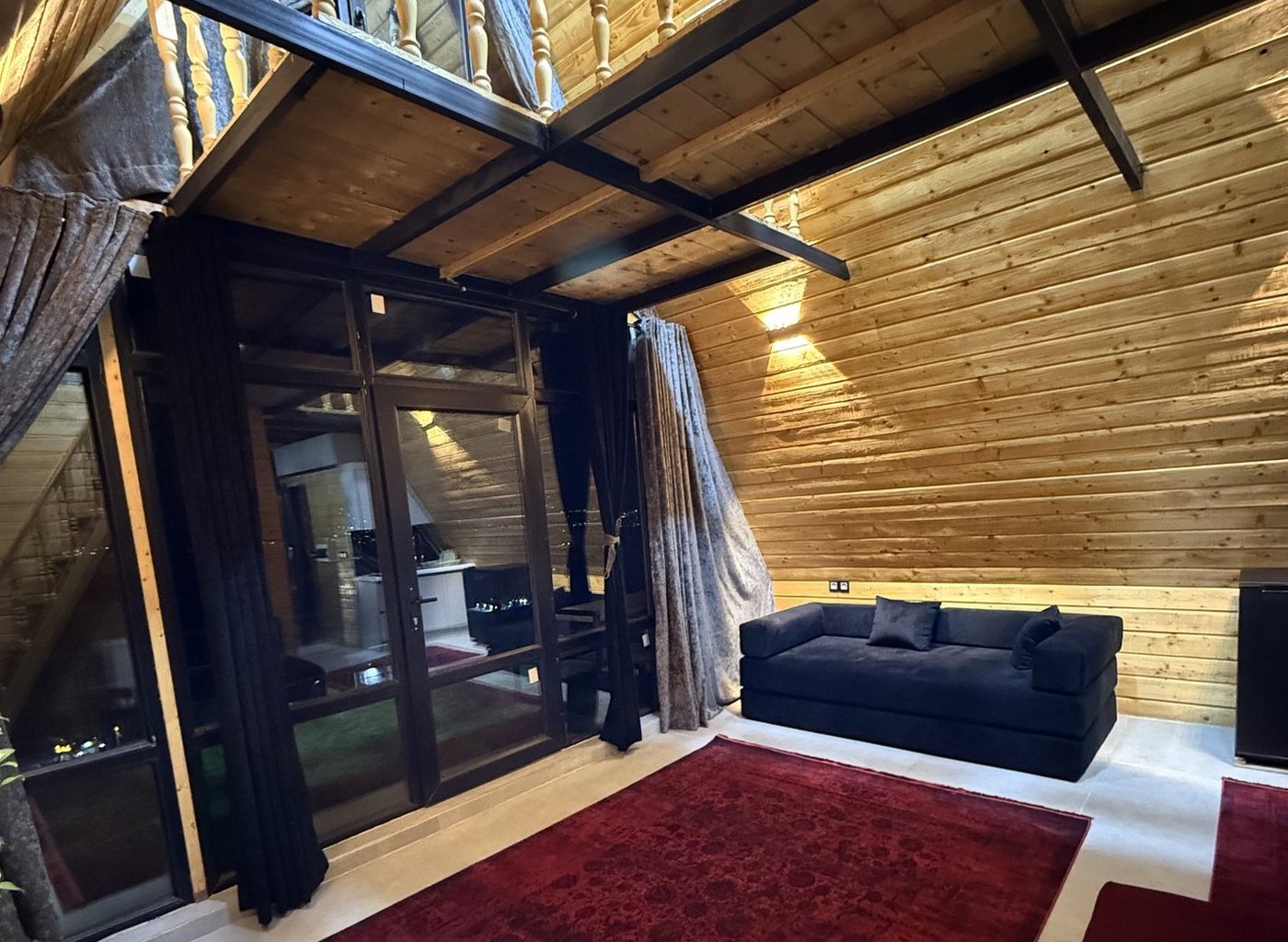 ویلا دوخوابه سوئیسی ژوآن