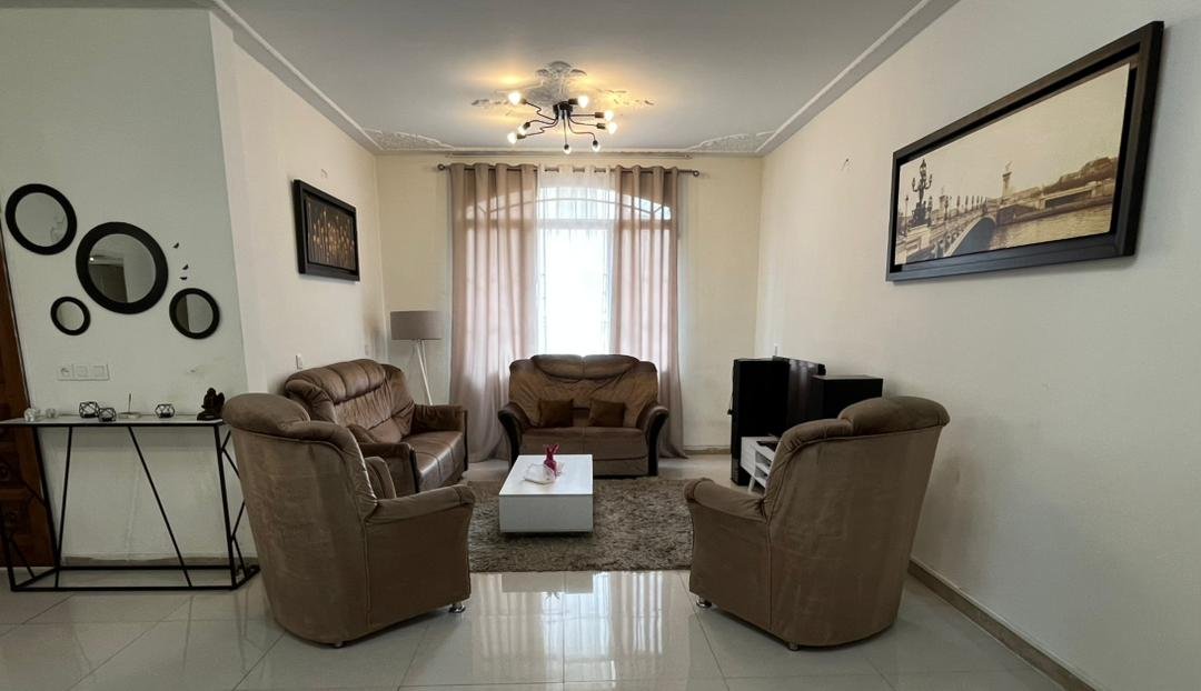 آپارتمان دو خوابه کوروش 2