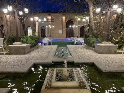 اقامتگاه سنتی قهرمانی - واحد  102