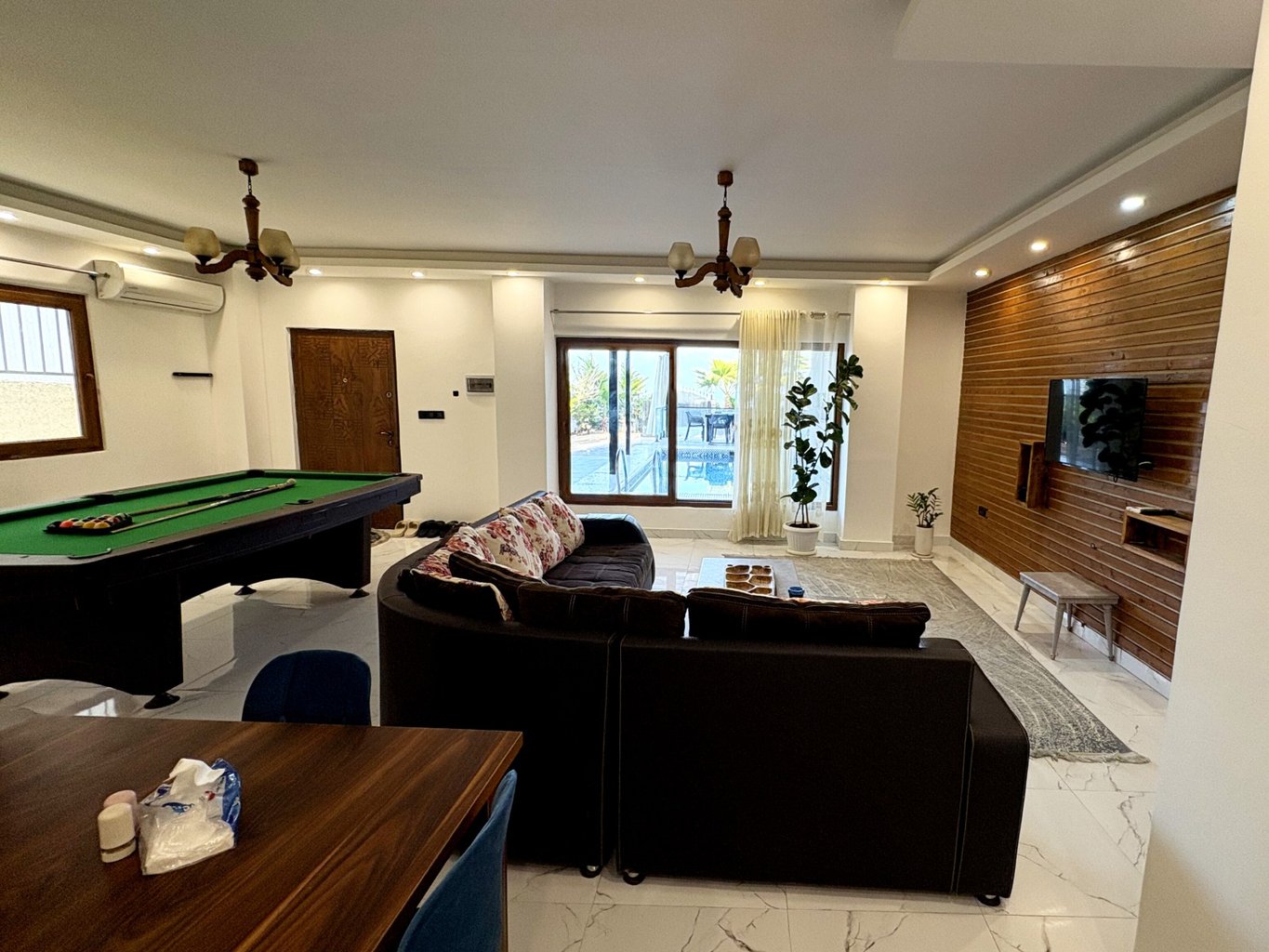 ویلا دوخوابه ساحلی استخردار آبگرم کپورچال