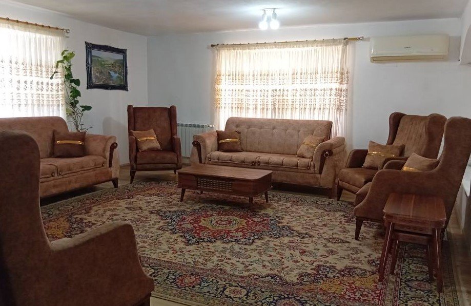 آپارتمان دوخوابه پارک لاله