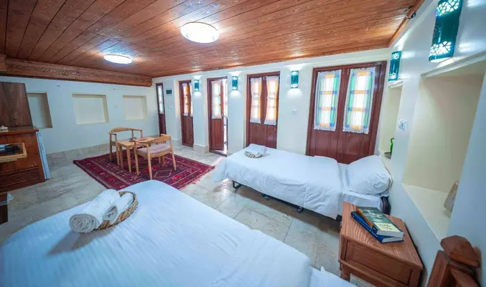 اقامتگاه سنتی دنسه ریحان - واحد لیل