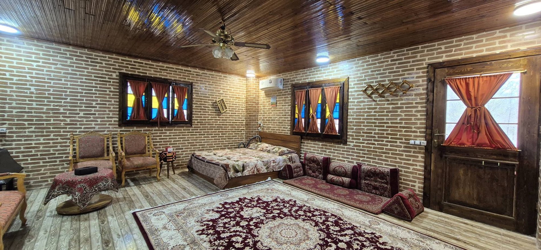مجتمع اقامتگاهی مشتی بِبا - میچکا