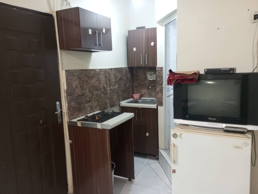 مسافرخانه رضوی فرد واحد 5 تخته