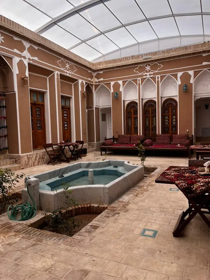 اقامتگاه سنتی کیوان واحددو تخته توئین