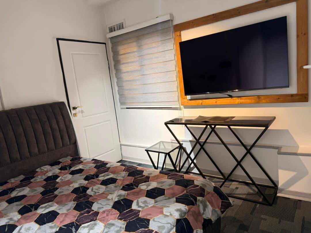 آپارتمان فلت اندرزگو واحد 6