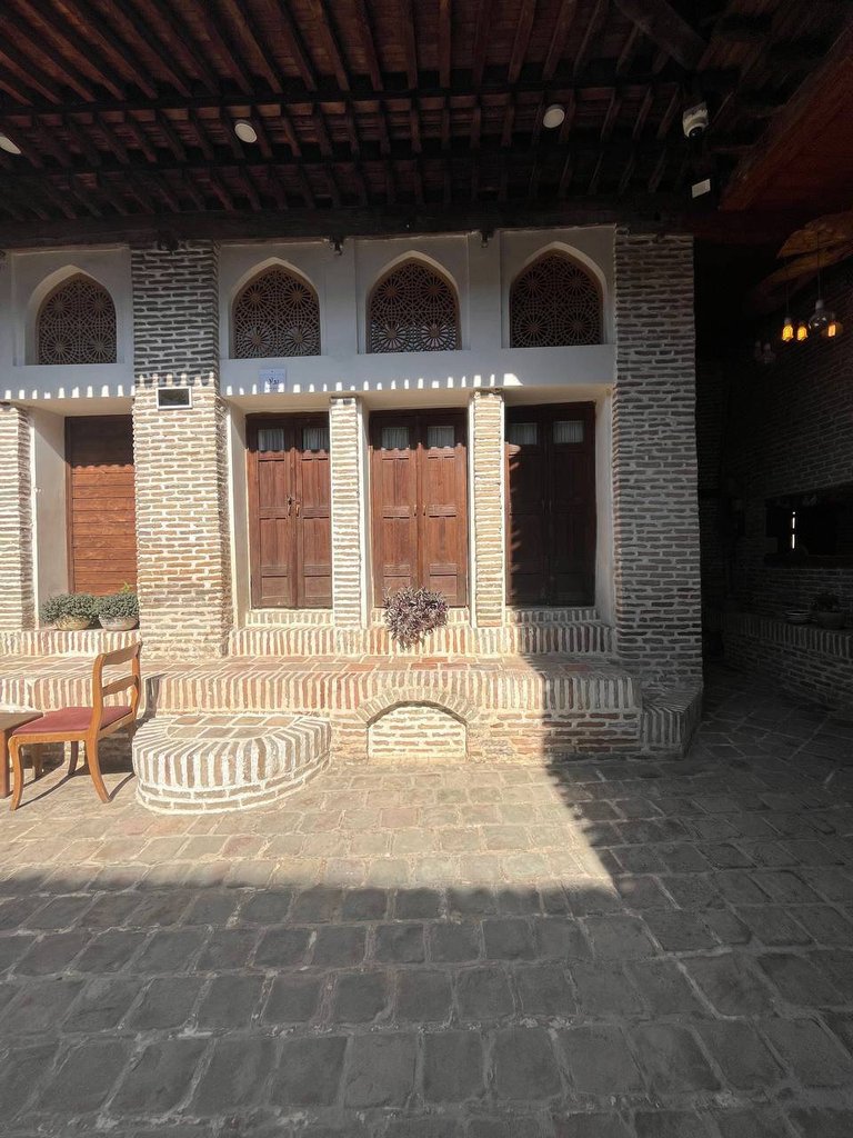 اقامتگاه سنتی سرای خان 1 - اتاق رواق