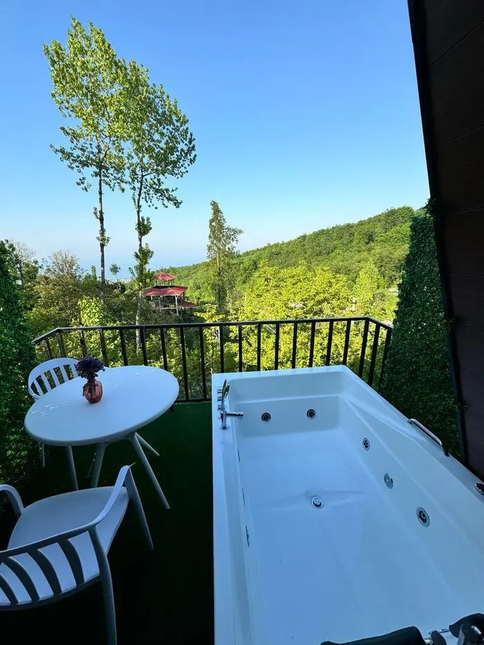 کلبه دوخوابه سوئیسی جکوزی دار اربکله 1