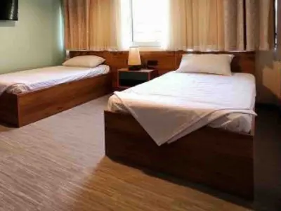 مسافرخانه شهریارنوین - واحد دوتخته تویین ۳ کارگرجنوبی