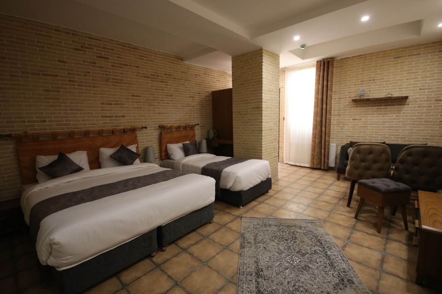 هفت دری - واحد توران دخت 202