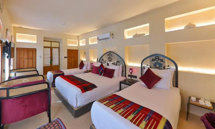 اقامتگاه سنتی صارم الدوله ونوشک - واحد نیلی