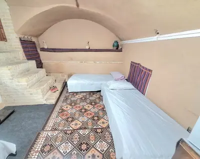 بومگردی مهران - واحد خوابگاه خواهران فرخی یزدی