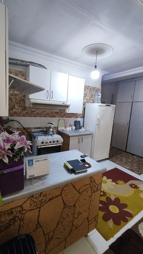 آپارتمان یک خوابه صادقی 6