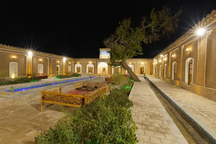 بوم گردی سرای زنده دلان - واحد ریحان