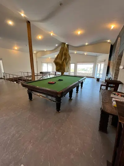 ویلا هفت خوابه استخردار آبگرم کاخ اغشت