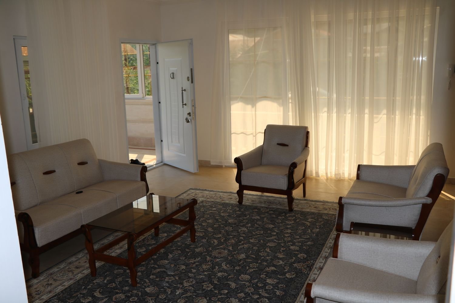 آپارتمان دوخوابه مازو واحد 2