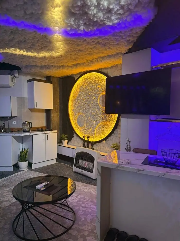 آپارتمان یک خوابه جکوزی دار اندرزگو واحد 2