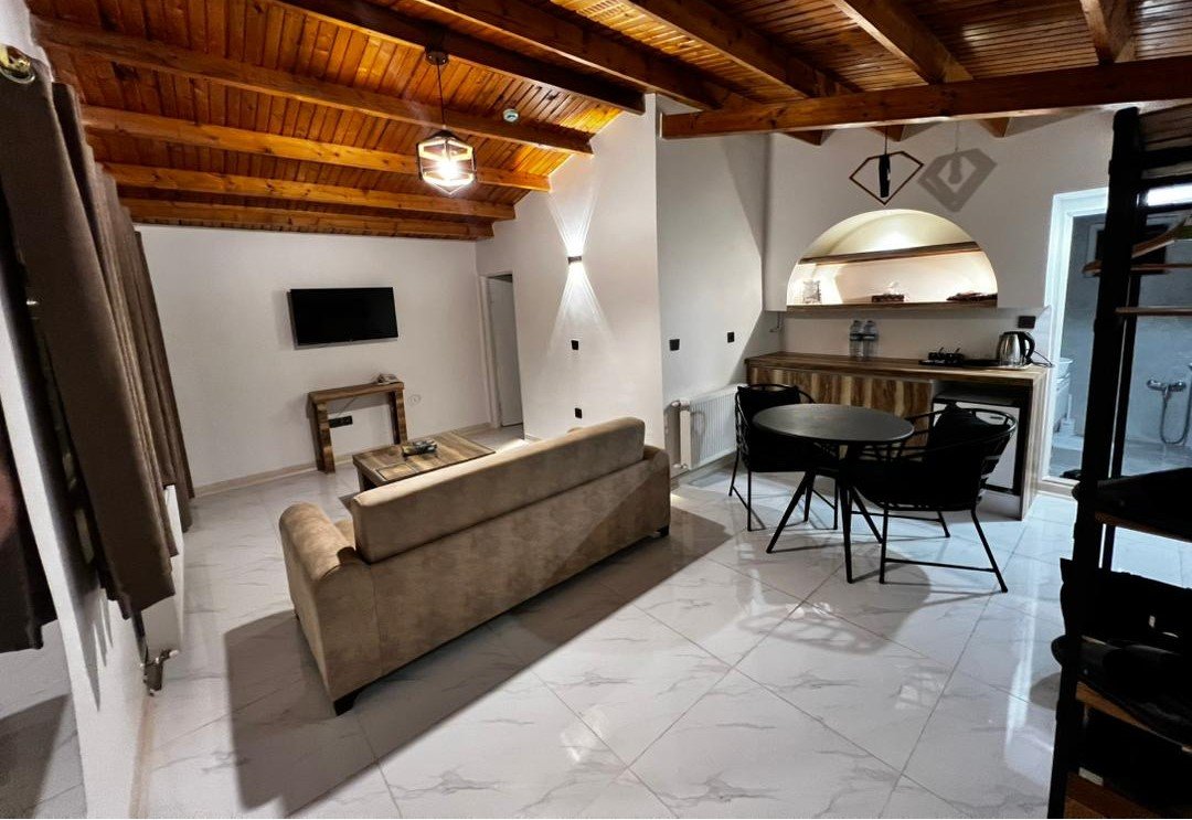 مجتمع اقامتی آرمانیا - واحد 212