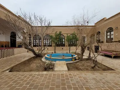 بومگردی کاهگلی واحد خاتون