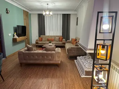 آپارتمان دوخوابه بام زعفرانیه واحد 9