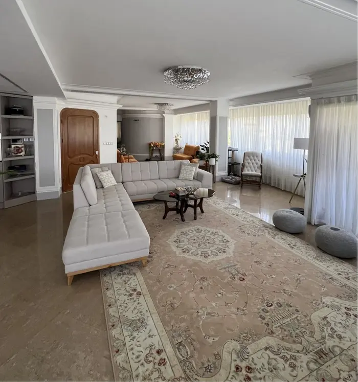 آپارتمان ۲ خواب مرکز شهر