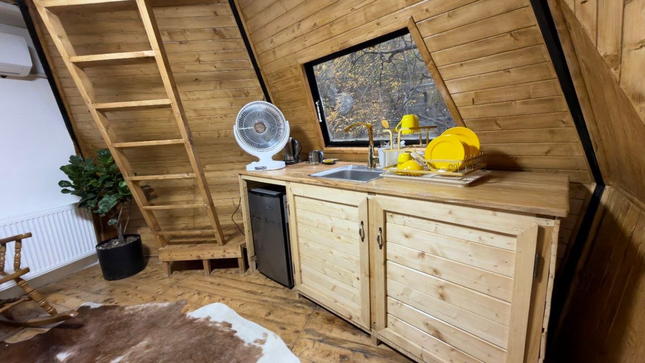 کلبه ایران بانو واحد الماس