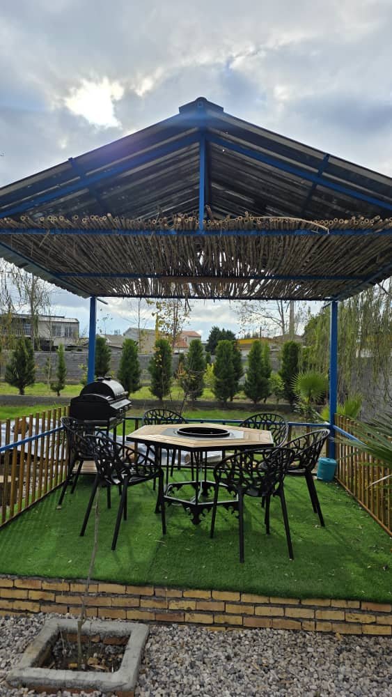 کلبه سه خوابه سوئیسی جکوزی دار امید