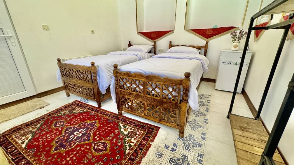 اقامتگاه سنتی سرهنگ - واحد دوتخته شناشیر