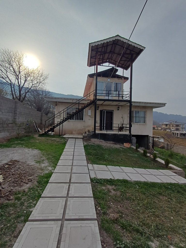 سوئیت فلت آرمین 4