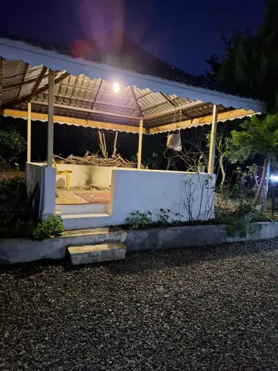 کلبه یک خوابه خادم جاده دوهزار