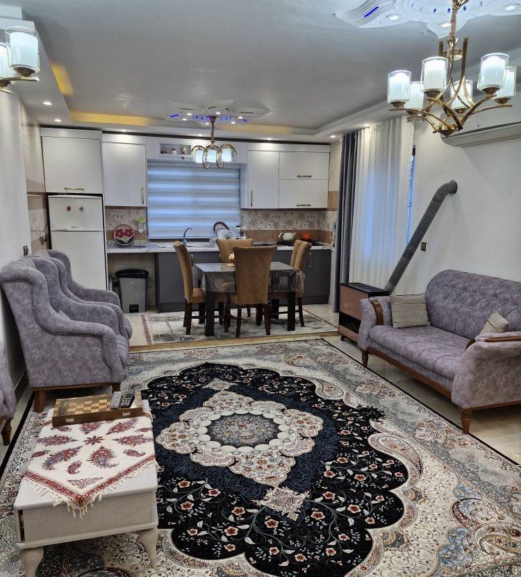 ویلا دوخوابه جنگلی استخردار سفید تمشک